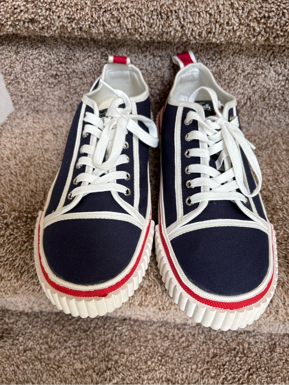 Christian Louboutin Gaby Men’s Navy and Red Canvas Lace up Sneakers - Picture 13 of 14